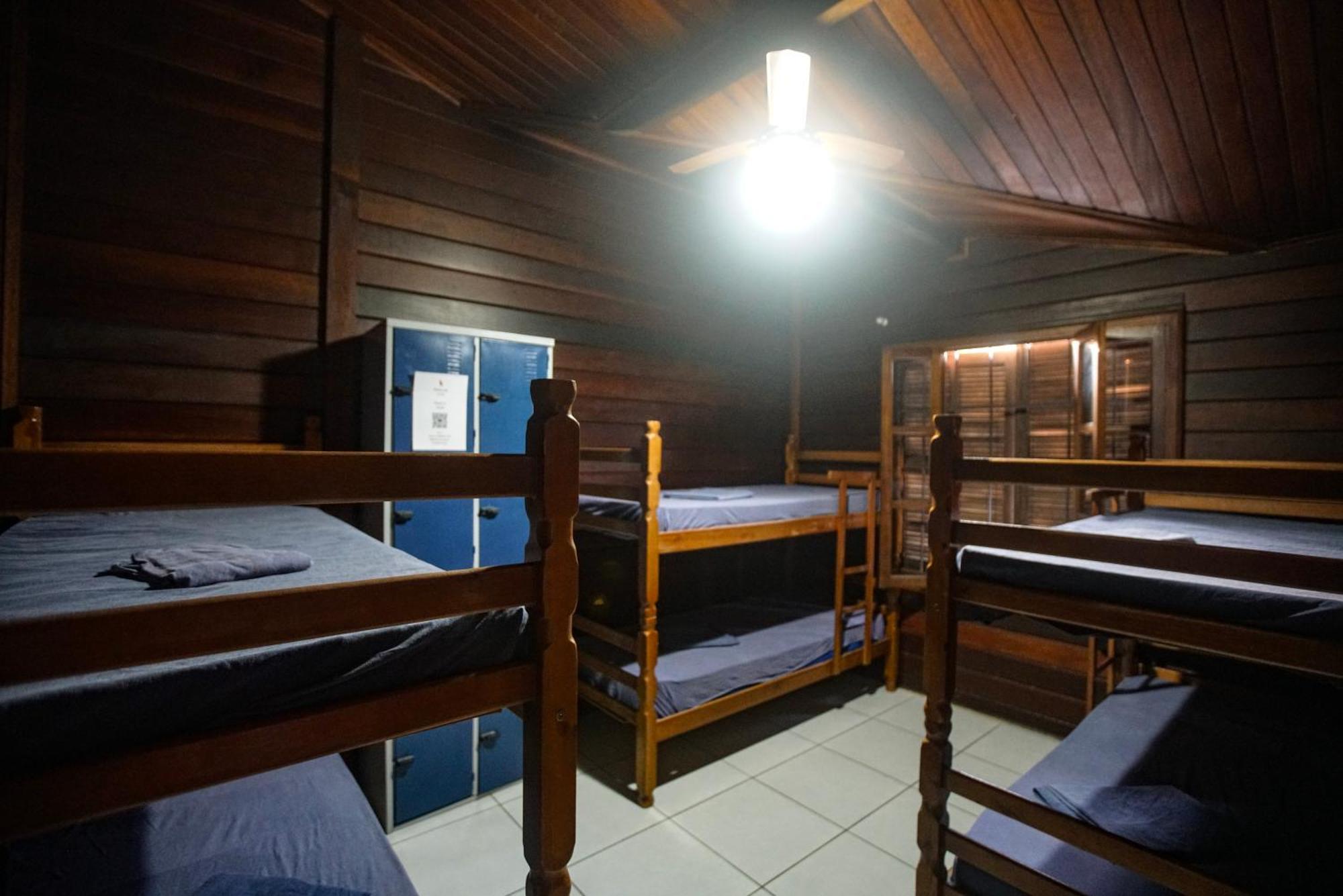 Hostel Capricornio Carcara كاراغواتاتوبا المظهر الخارجي الصورة