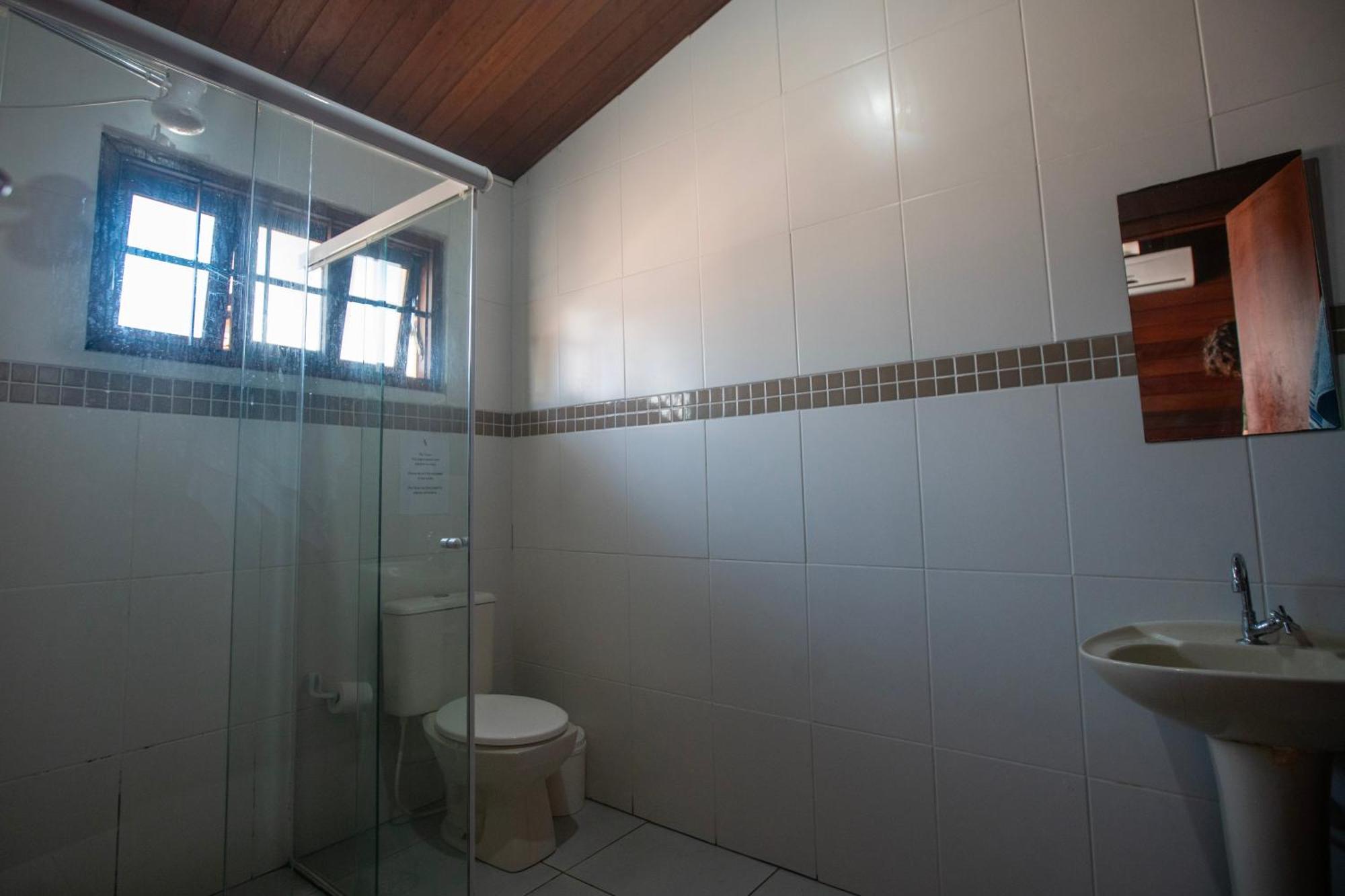 Hostel Capricornio Carcara كاراغواتاتوبا المظهر الخارجي الصورة