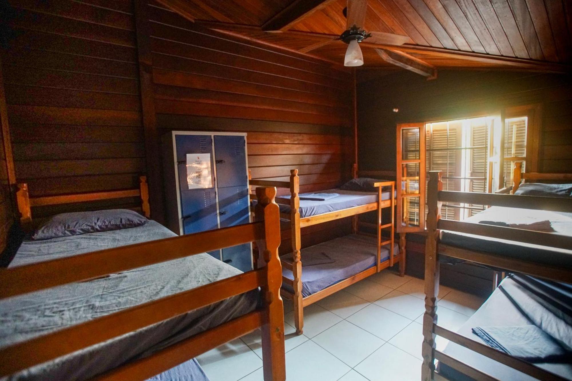Hostel Capricornio Carcara كاراغواتاتوبا المظهر الخارجي الصورة